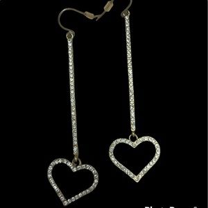 GUESS CRYSTAL HEART DROP EARRINGS 🔥🔥🔥🔥